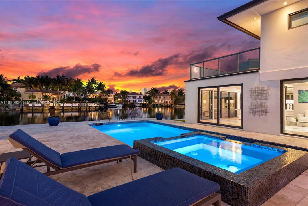 1025 Diplomat Parkway, Hollywood, Florida 33019, HOA KỲ