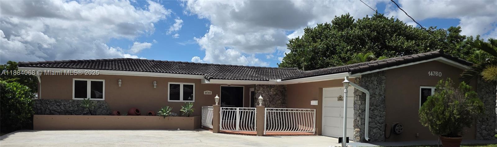 14760 Lewis Rd 14760, Miami Lakes, 佛罗里达州 33014, 美国
