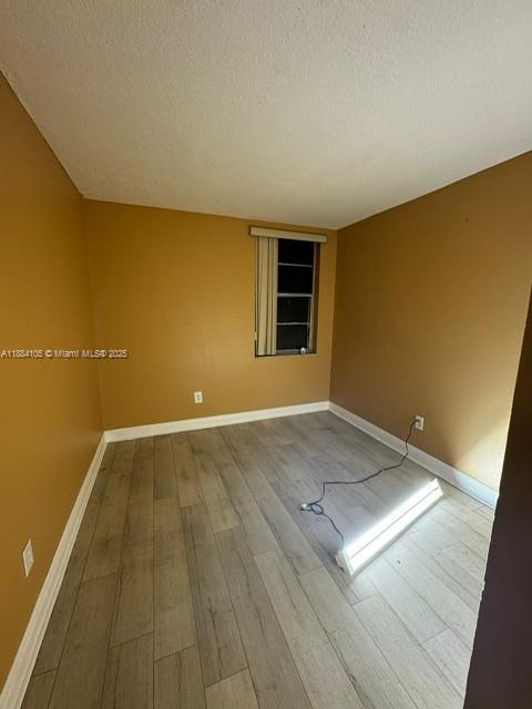 1885 W 56th St 211, Hialeah, Flórida 33012, Estados Unidos