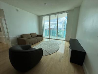 31 SE 5th St 3817, Miami, Florida 33131, USA