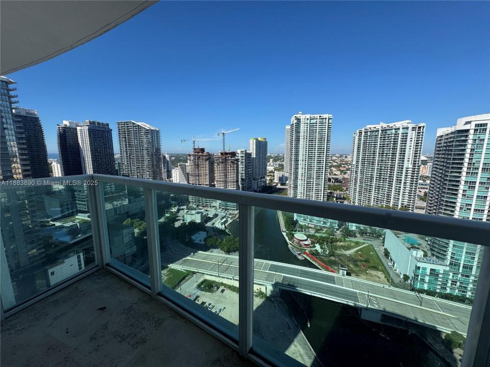31 SE 5th St 3817, Miami, フロリダ 33131, アメリカ合衆国