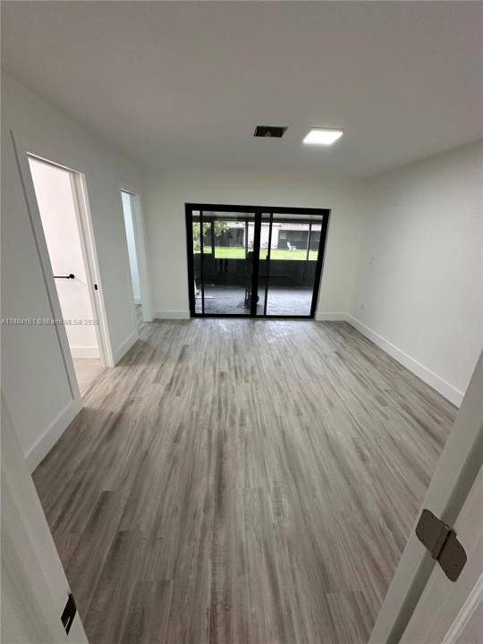 15471 Turnbull Dr 15471, Miami Lakes, 佛罗里达州 33014, 美国