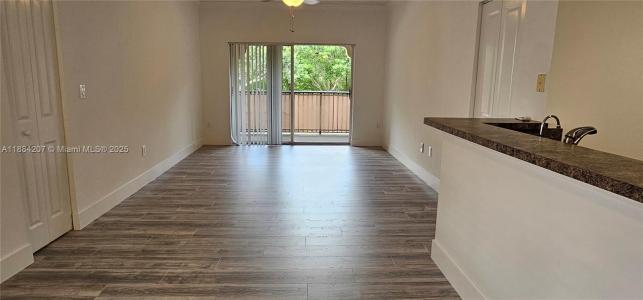 5860 W Sample Rd 201, Coral Springs, Florida 33067, USA
