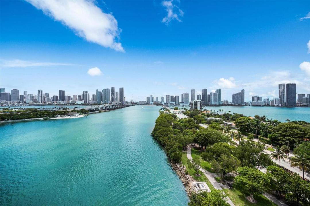1000 Venetian Way 1108, Miami, Florida 33139, Stati Uniti