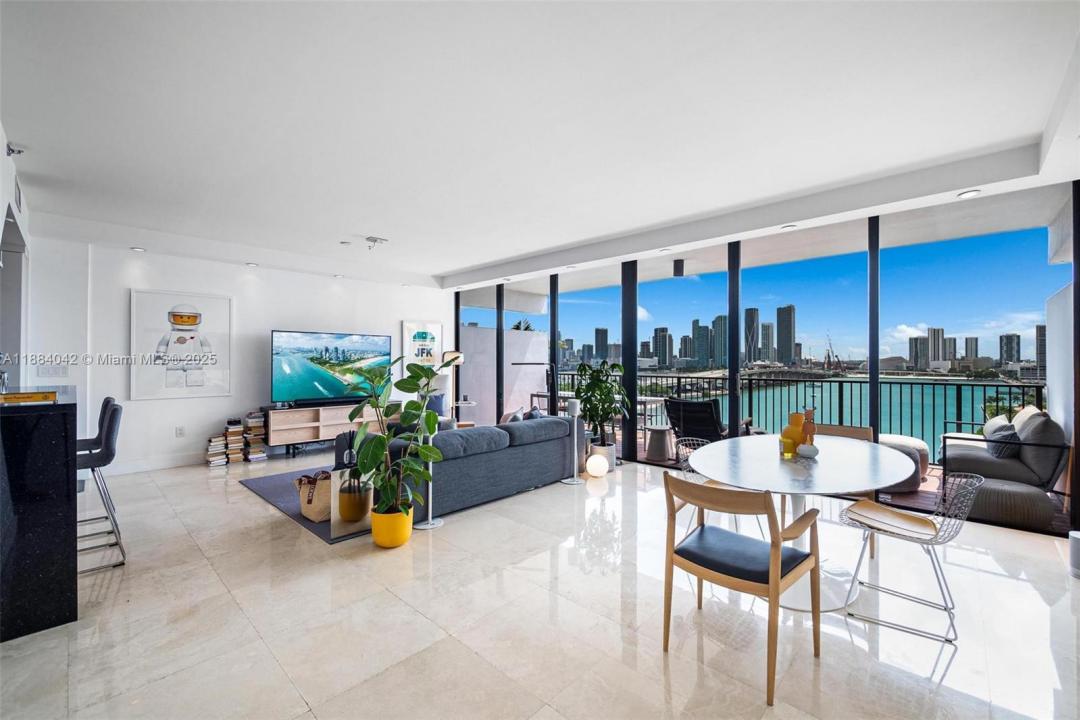 1000 Venetian Way 1108, Miami, Florida 33139, Stati Uniti
