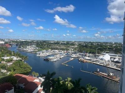1861 NW S River Dr 1504, Miami, Florida 33125, USA