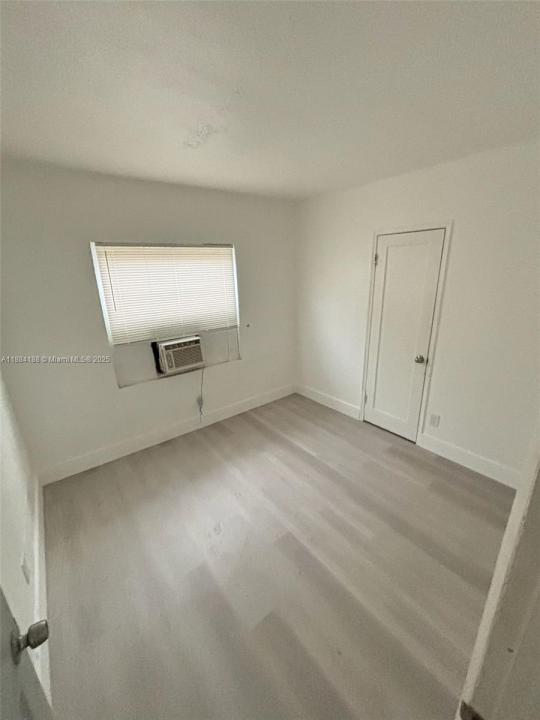 6920 NW 6th Ct 2, Miami, فلوريدا 33150, الولايات المتحدة
