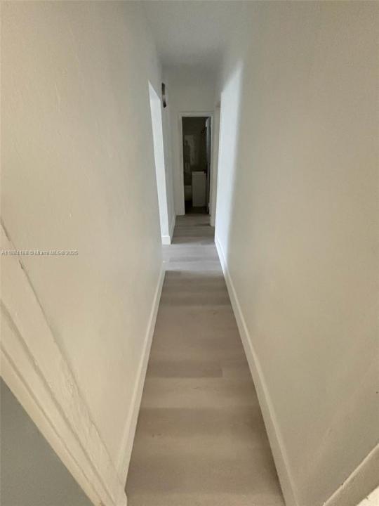 6920 NW 6th Ct 2, Miami, فلوريدا 33150, الولايات المتحدة