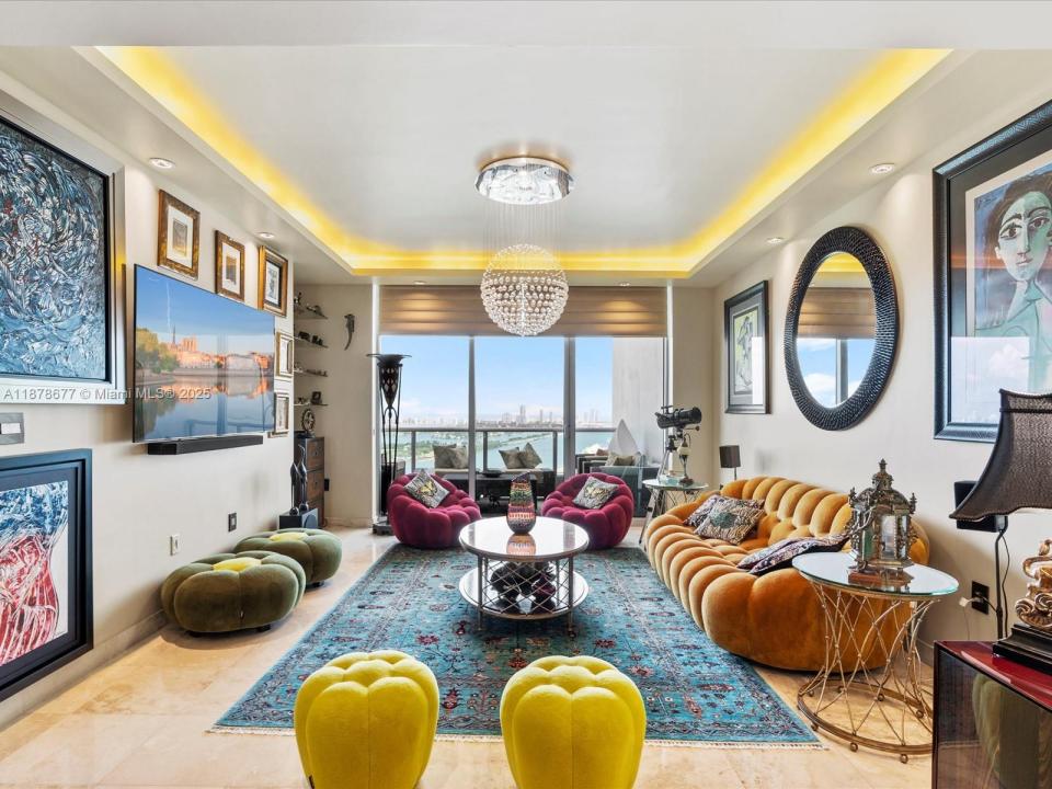 900 Biscayne Blvd 3709, Miami, Florida 33132