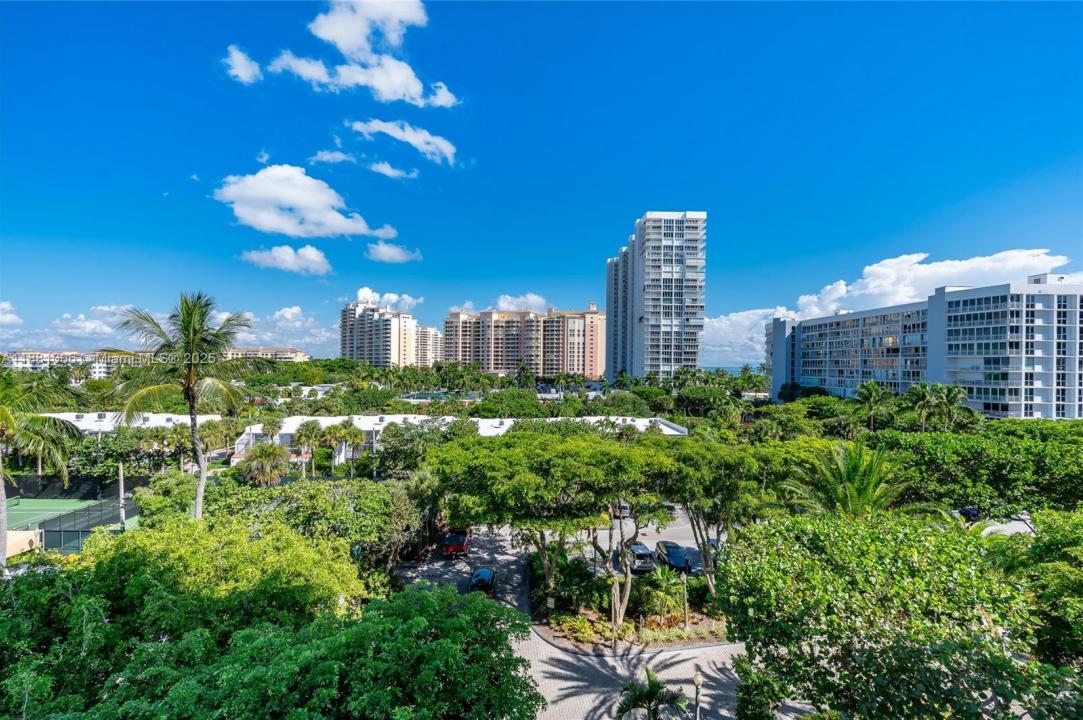 1121 Crandon Blvd E501, Key Biscayne, Florida 33149