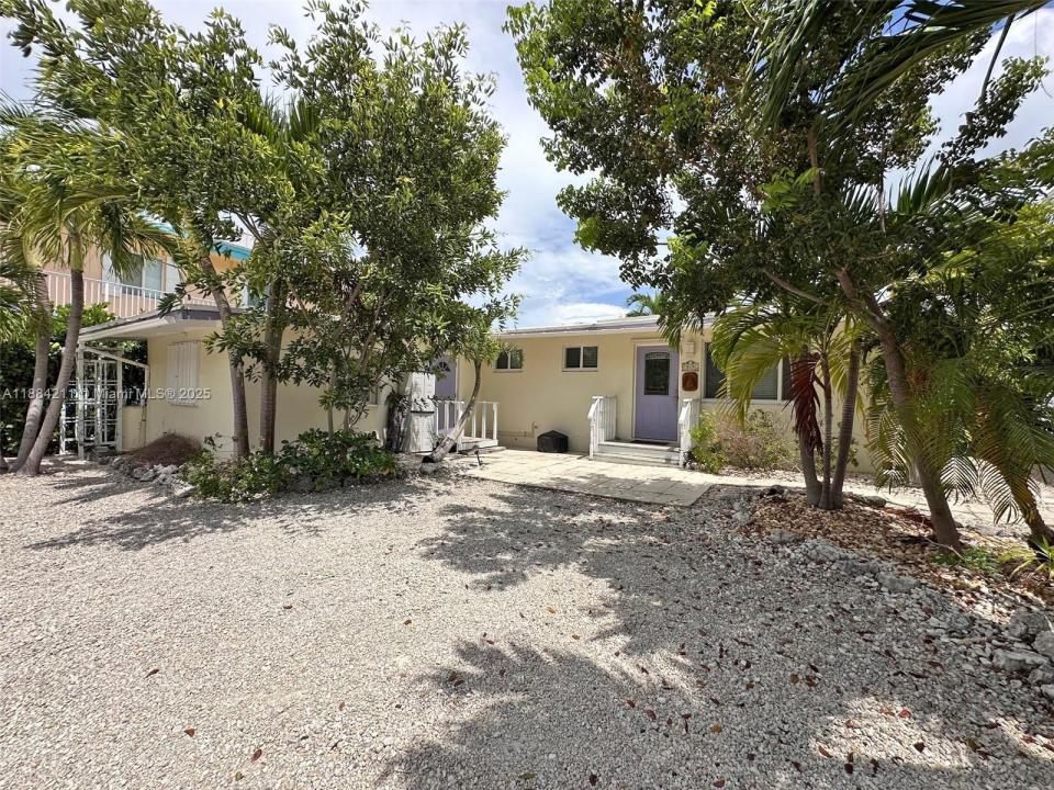 319 Woods Ave, Plantation Key, Florida 33070, USA