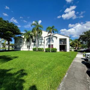 4370 NW 107th Ave 107, Doral, Florida 33178, USA