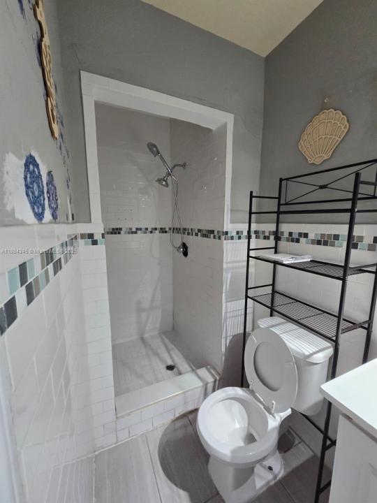 250 SE Park St 3, Dania Beach, Florida 33004, Amerika Birleşik Devletleri