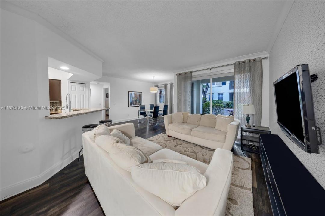 3245 NE 184 St 13101, Aventura, Flórida 33160, Estados Unidos