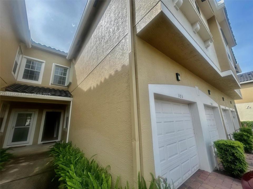 1560 SE Wilshire Pl 103, Stuart, Florida 34994, HOA KỲ