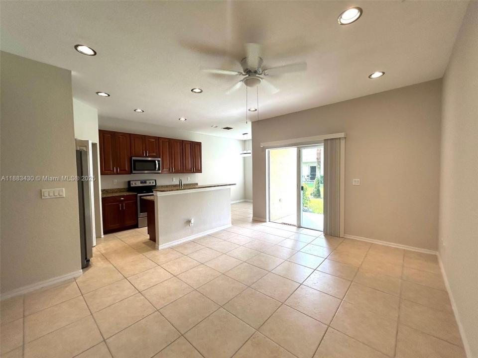 1560 SE Wilshire Pl 103, Stuart, Florida 34994, HOA KỲ