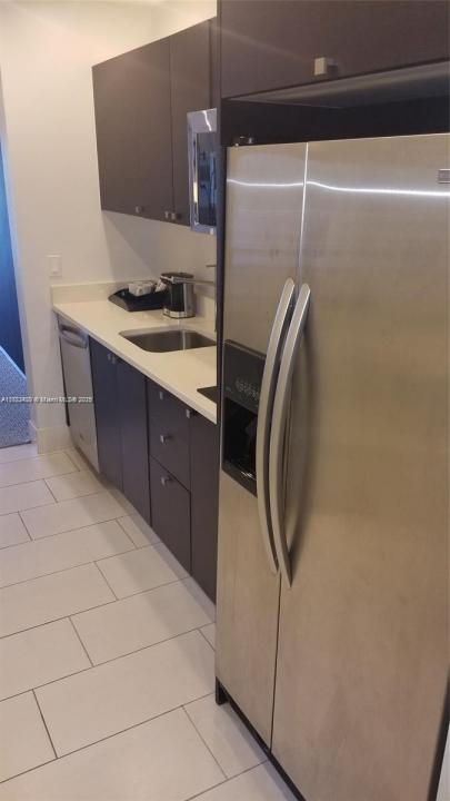 5300 NW 87th Ave 415, Doral, Flórida 33178, Estados Unidos