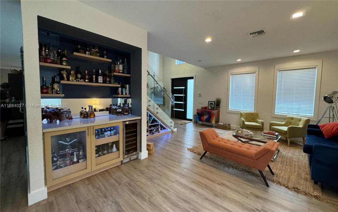 857 Vanda Ter, Weston, Флорида 33327, Соединенные Штаты