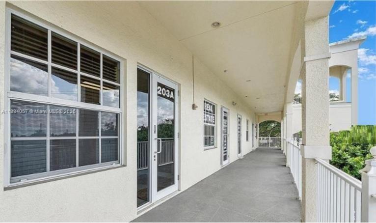100 N State Road 7 203A, Margate, Floryda 33063, USA