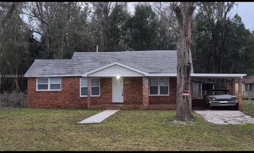 1056 NE Scott street, Other City - In The State Of Florida, Florida 32064, USA