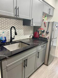 1431 S 14th Ave 111, Hollywood, Florida 33020, USA