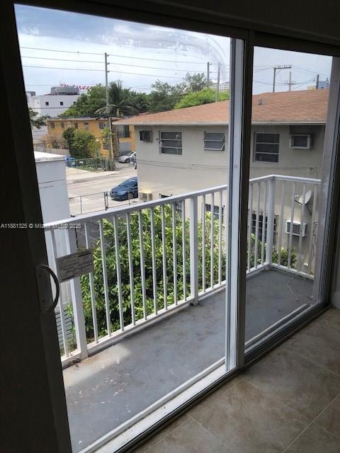 1063 SW 2nd St 4, Miami, פלורידה 33130, ארצות הברית של אמריקה 