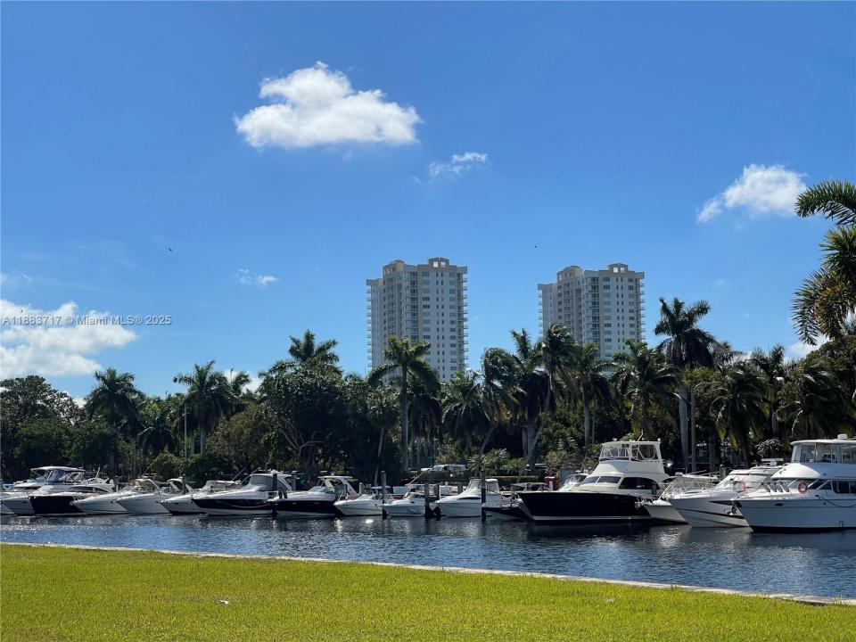601 Three Islands Blvd 314, Hallandale Beach, 佛罗里达州 33009, 美国