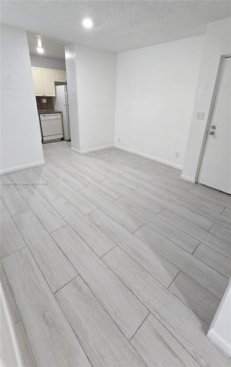 11120 SW 196th St 204, Cutler Bay, Florida 33157