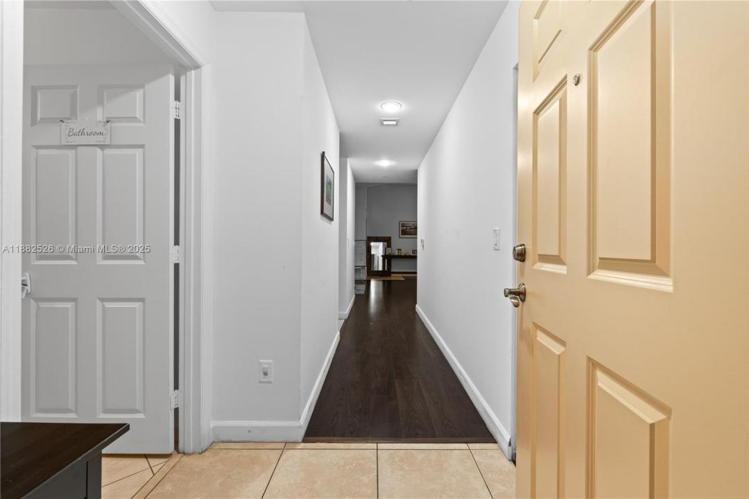 8395 SW 73rd Ave 115, Miami, フロリダ 33143, アメリカ合衆国