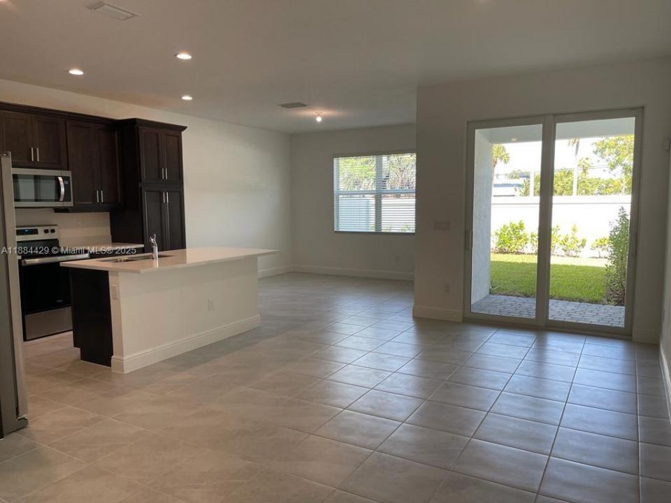 534 Parsons Way 534, Deerfield Beach, Florida 33442, USA