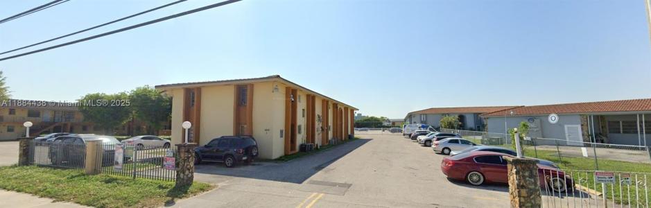 4050 NW 135th St 21-10, Opa-Locka, Florida 33054