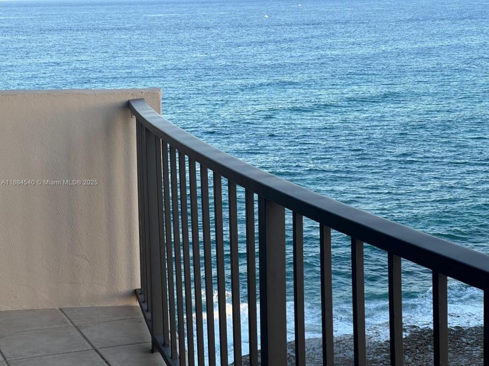 4200 N Ocean Dr 1-1103, Riviera Beach, Florida 33404, Amerika Birleşik Devletleri