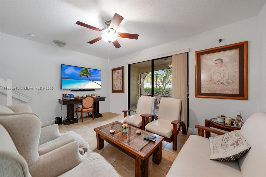 4101 Forest Dr, Weston, Florida 33332