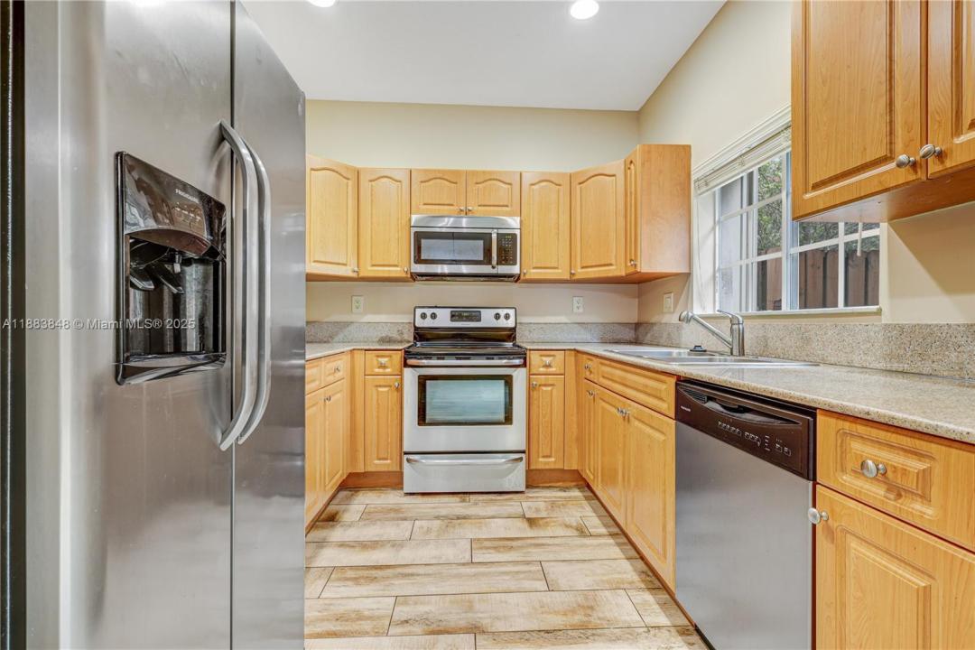 7627 N Stonecreek Cir, Davie, فلوريدا 33024, الولايات المتحدة