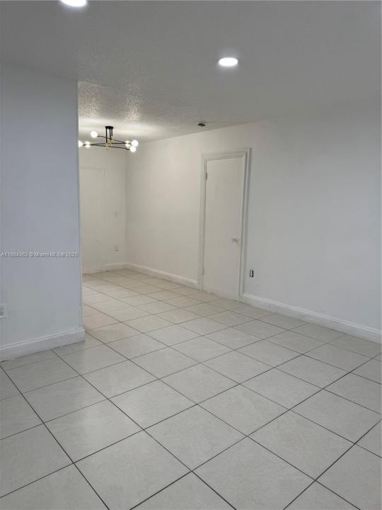 19220 NW 51st Ave 1, Miami Gardens, Floride 33055, États-Unis