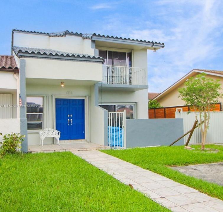 1314 SW 104th Ct 8-6-B, Miami, Floride 33174, États-Unis