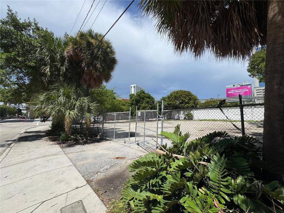 201 SE 2nd Ave, Miami, Florida 33131, HOA KỲ