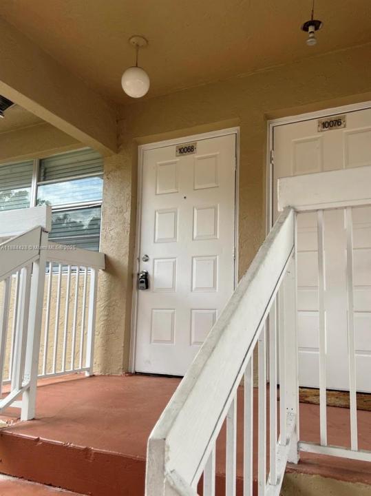 10060 Twin Lakes Dr 37-H, Coral Springs, フロリダ 33071, アメリカ合衆国