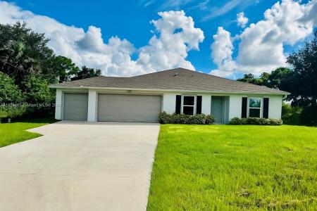 1805 40TH ST W, Other City - In The State Of Florida, Florida 33971, USA