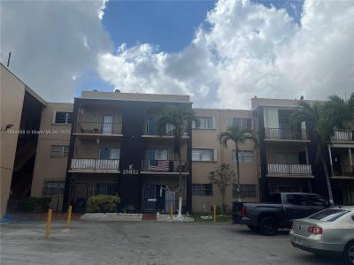 10851 SW 2nd St K304, Sweetwater, Florida 33174, USA