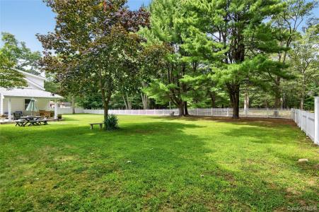 49 Country Road, Brookhaven, Нью-Йорк 11763, Соединенные Штаты
