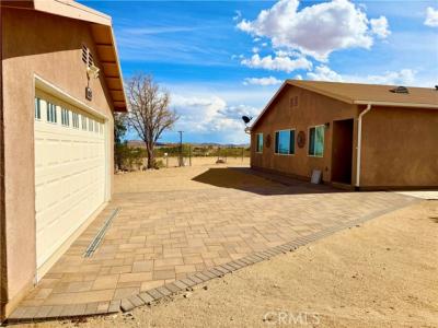 Dakota, Landers, California 92285, Stati Uniti