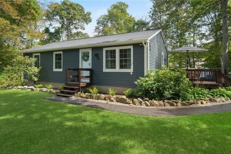 94 Maxson Hill Road, Hopkinton, Rhode Island 02804, Estados Unidos