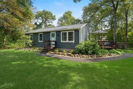 94 Maxson Hill Road, Hopkinton, Rhode Island 02804, Estados Unidos
