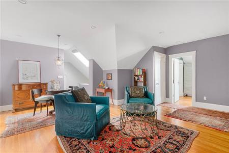 167 Emeline Street 3, Providence, 罗得岛 02906, 美国