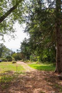 245 John Dyer Road, Little Compton, RI 02837, USA
