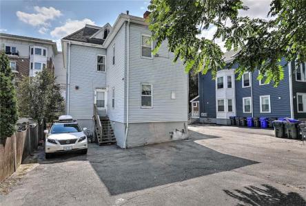 124 Pitman Street, Providence, Rhode Island 02906, USA