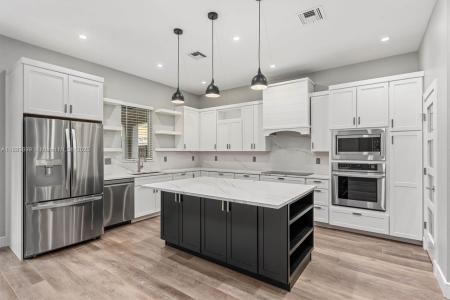 2431 NE 20th Ave, Lighthouse Point, Floride 33064, États-Unis