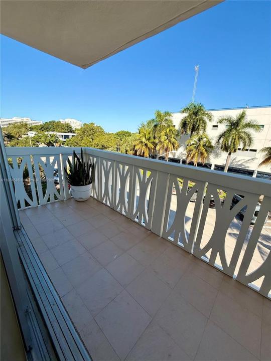 4142 N Jefferson Ave 4D, Miami Beach, Floryda 33140, USA