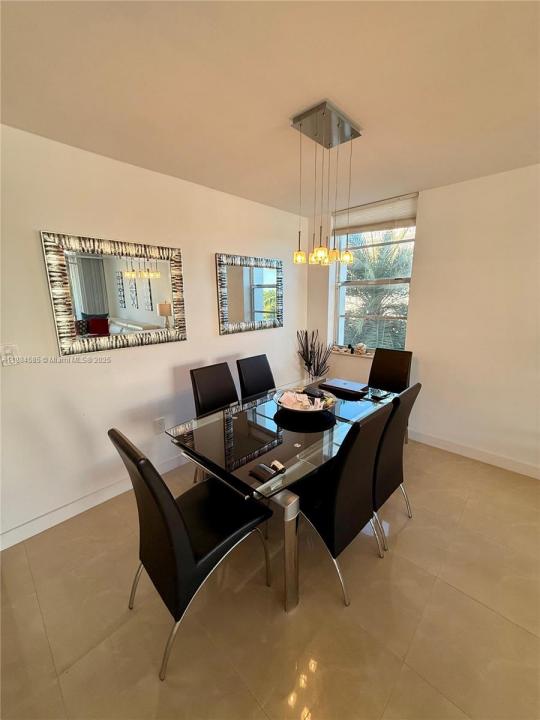 4142 N Jefferson Ave 4D, Miami Beach, Floryda 33140, USA